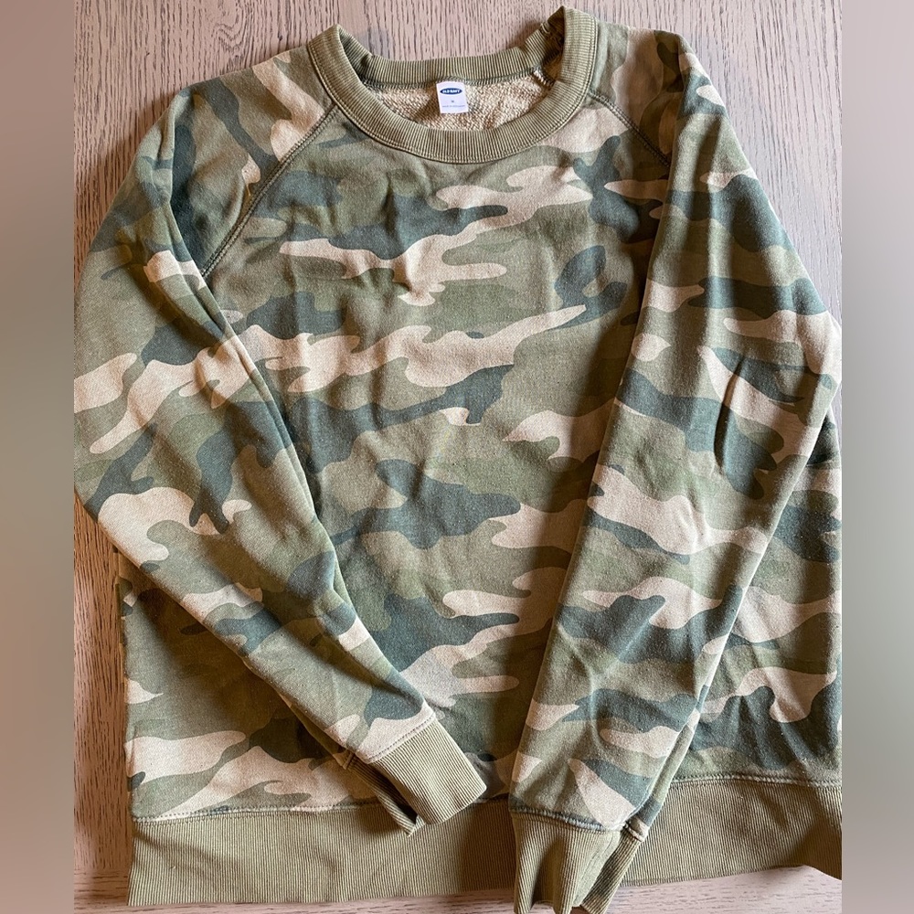 Old Navy Camo Crewneck